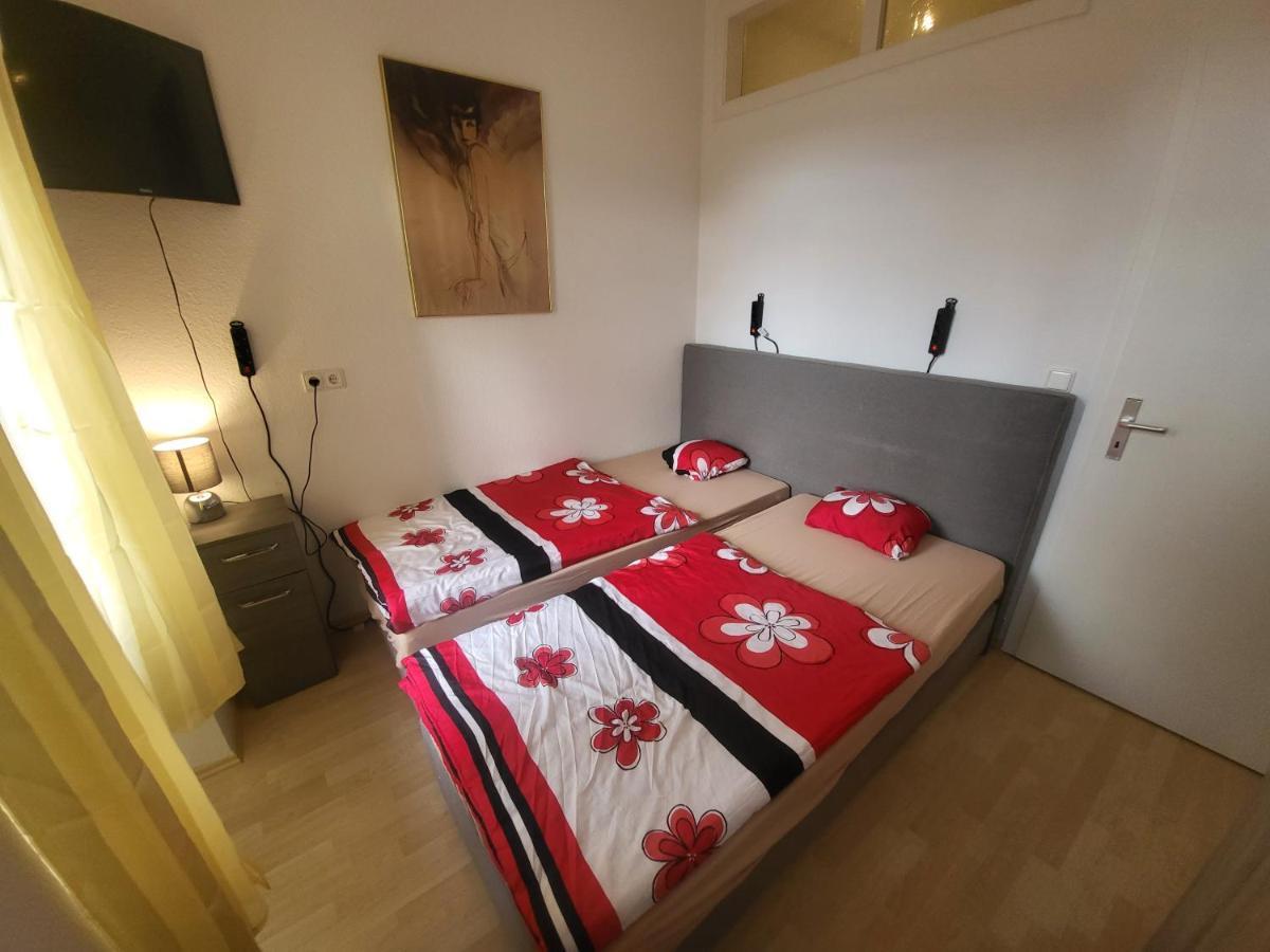 ארפורט Apartmentzimmer מראה חיצוני תמונה
